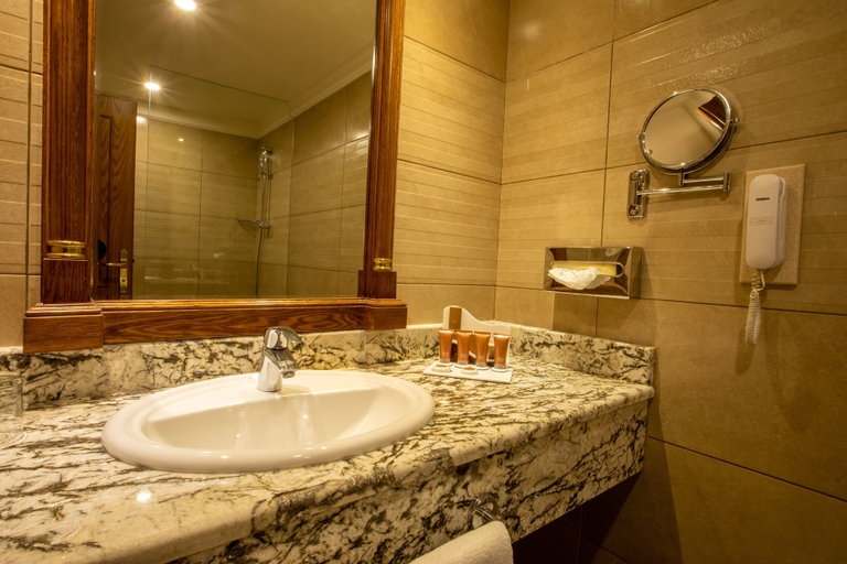 Bathroom 5, Bristol Amman Hotel, Wadi Essier