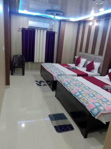 Room 2, Hotel Yash Dham, Faizabad