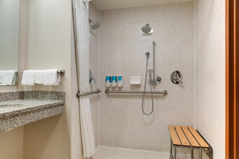 Bathroom 5, Drury Inn & Suites Dayton North, Montgomery