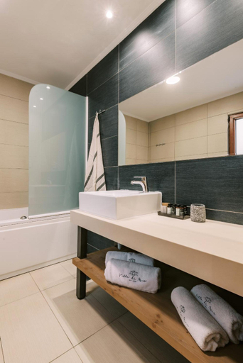 Bathroom 4, Villa Di Mare Luxury Suites, South Aegean
