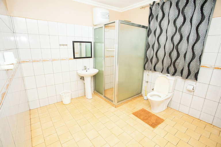 Bathroom 3, Keys Hotel Mbokomu Branch, Moshi Urban
