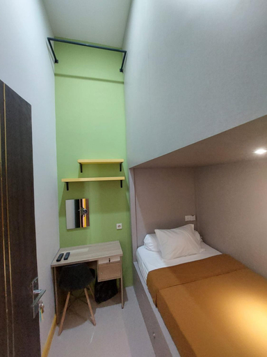 Bedroom 4, Autumn Living Hotel Capsule, Surabaya