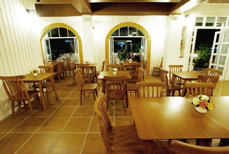 Food & Drinks 5, Baan Pimpisa, Sattahip