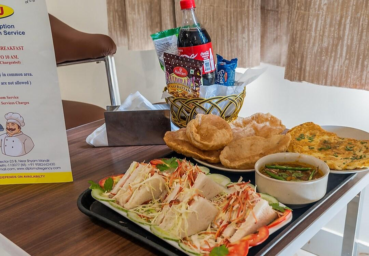 Food & Drinks, Diplomat Regency Yashobhoomi, Delhi