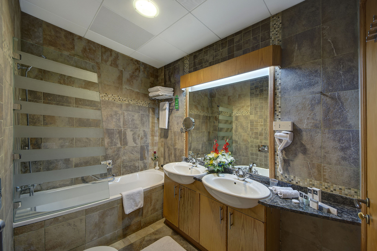Bathroom 5, Al Khoory Hotel Apartments, Dubai