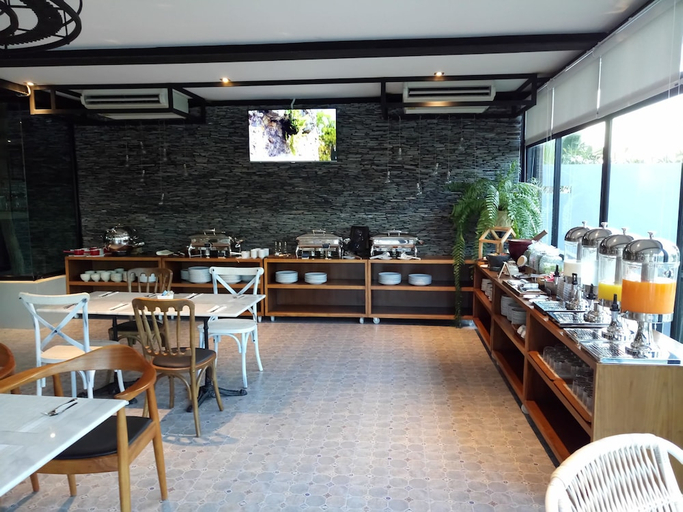 Food & Drinks 5, NATEE THE RIVERFRONT HOTEL KANCHANABURI, Muang Kanchanaburi
