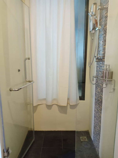 Bathroom 4, Namthong Nan Hotel, Muang Nan
