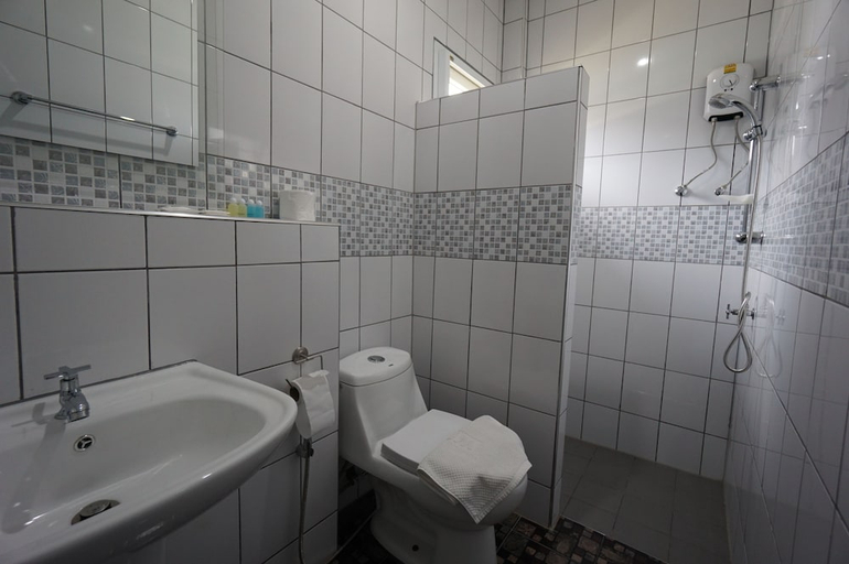 Bathroom 3, Baan Penny, Phra Nakhon Si Ayutthaya