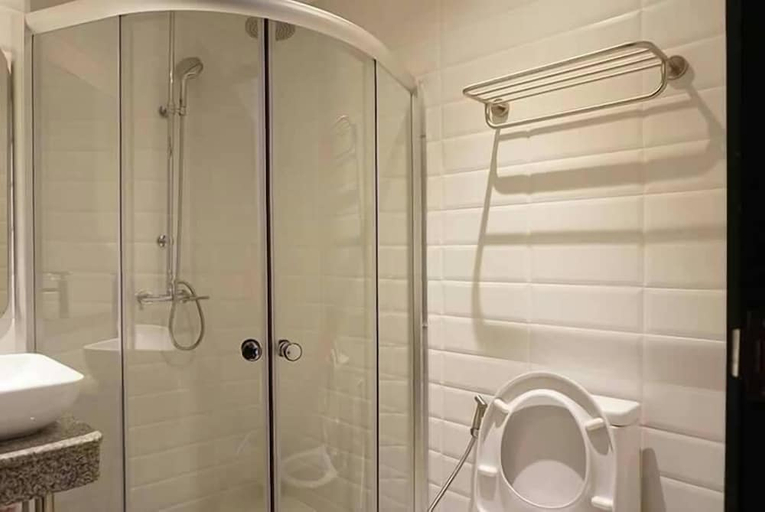 Bathroom 4, 168 Studio Hotel Ubon Ratchathani, Muang Ubon Ratchatani