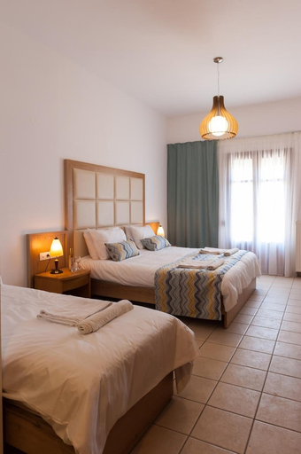 Bedroom 2, Palazzo Fortezza, Crete