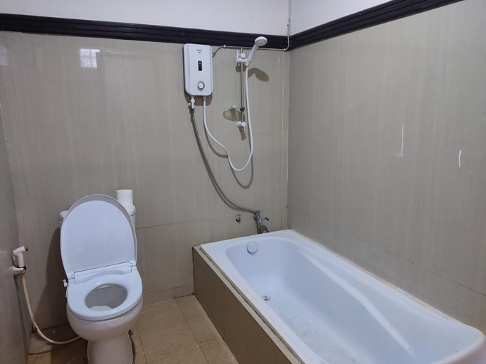 Bathroom 3, New Bintang Mandalika, Lombok