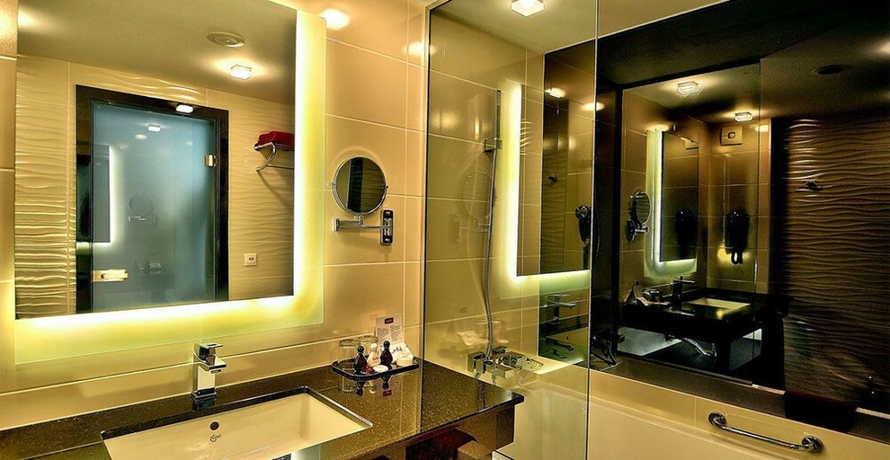 Bathroom 5, Grifid Hotel Metropol, Varna
