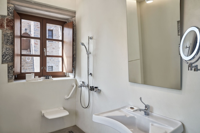 Bathroom 5, 100 Rizes Seaside Resort, Peloponnese