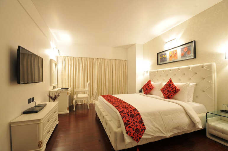 Bedroom 2, The Fern Residency Rajkot, Rajkot