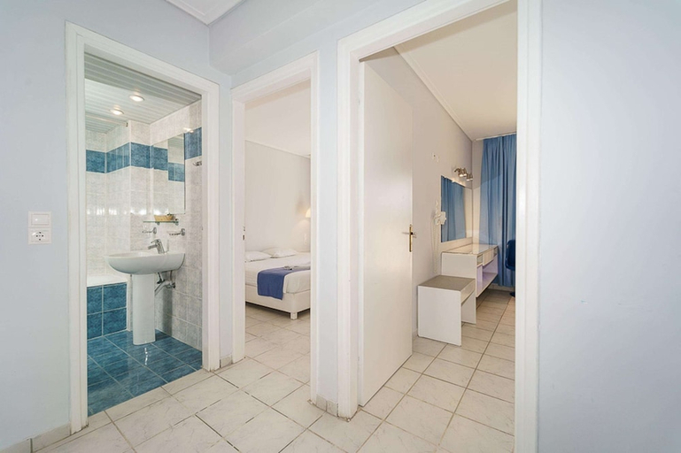 Bathroom 5, Filoxenia Hotel Tsilivi, Ionian Islands