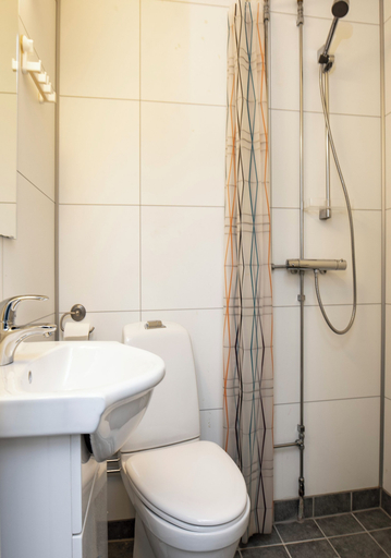 Bathroom 4, Lillehammer Camping – Sentrums Leiligheter, Lillehammer
