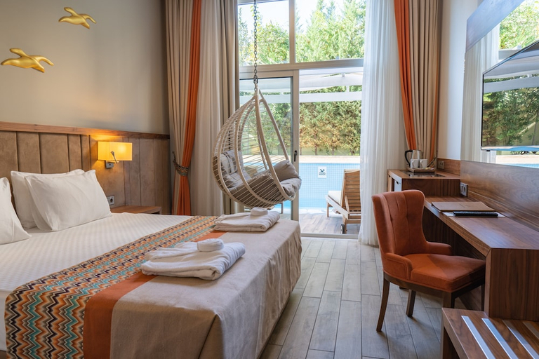 Bedroom 4, Side Royal Palace Hotel & Spa - All Inclusive, Manavgat