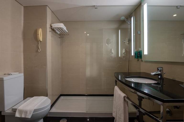 Bathroom 4, VILA GALE CASCAIS, Cascais
