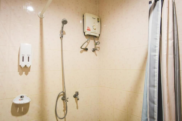 Bathroom 4, New Suanmali Hotel, Pom Pram Sattru
