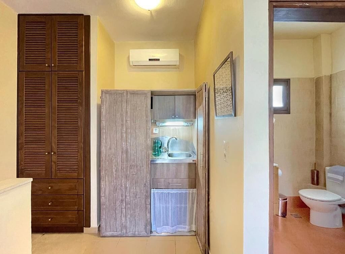 Bathroom 5, Four Seasons Of Bliss at Sohora Hotel, Crete