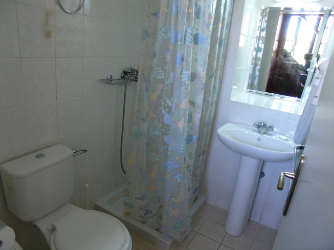 Bathroom 4, Summerland, South Aegean