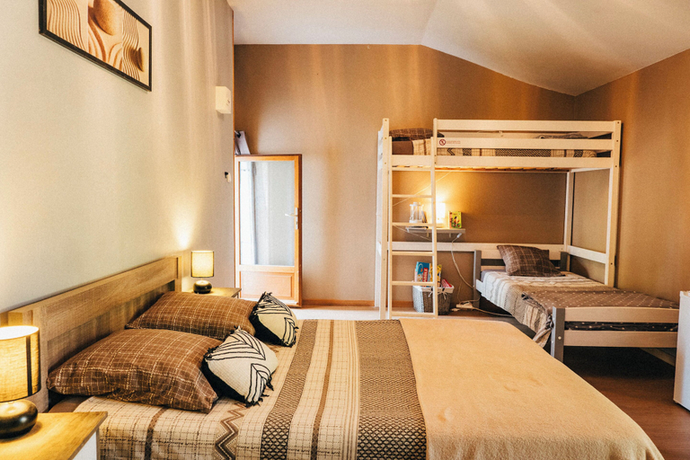Room 5, Domaine de cozance, Isère