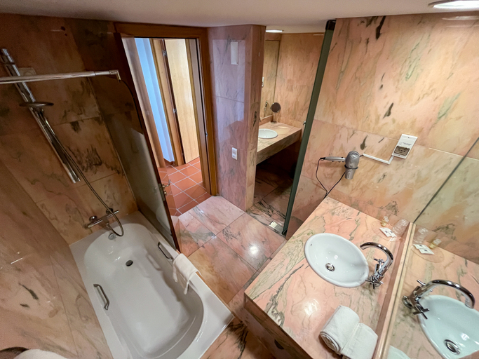 Bathroom 4, Hotel Rural Santo António, Arronches