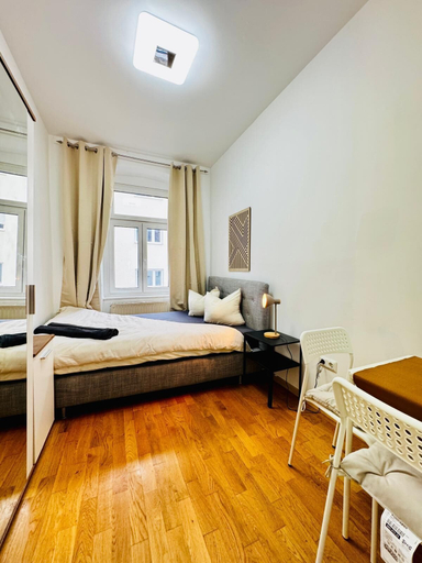 Room 5, Affordable 4BR Near Stadthalle, Wien