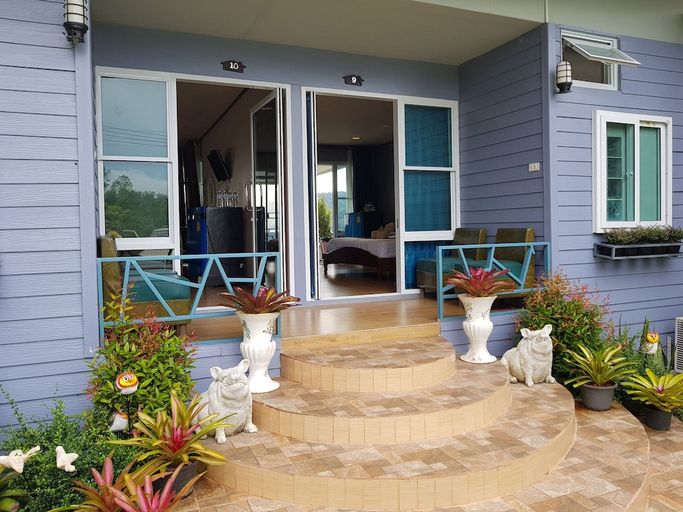 Exterior & Views 1, Baanmorkburi Resort, Khao Kho