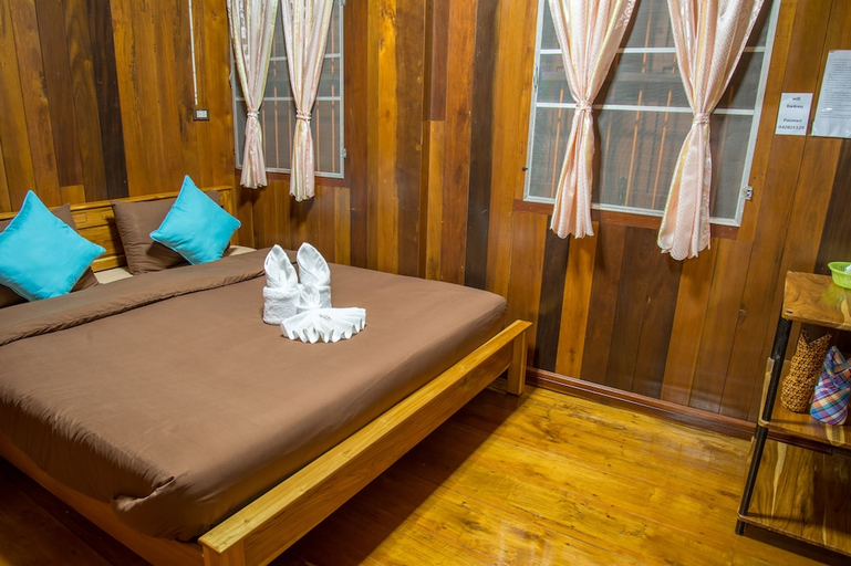 Bedroom 2, Bankong Rimkhong, Chiang Khan