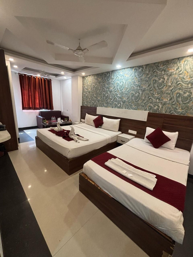 Room 2, Hotel Arkwood Residency, Delhi