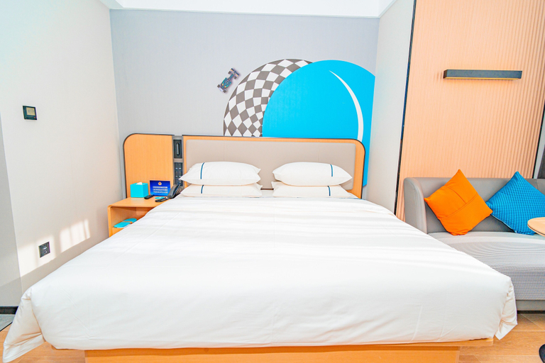 Room 5, Home Inn Huayi Select Collection Hotel, Beijing