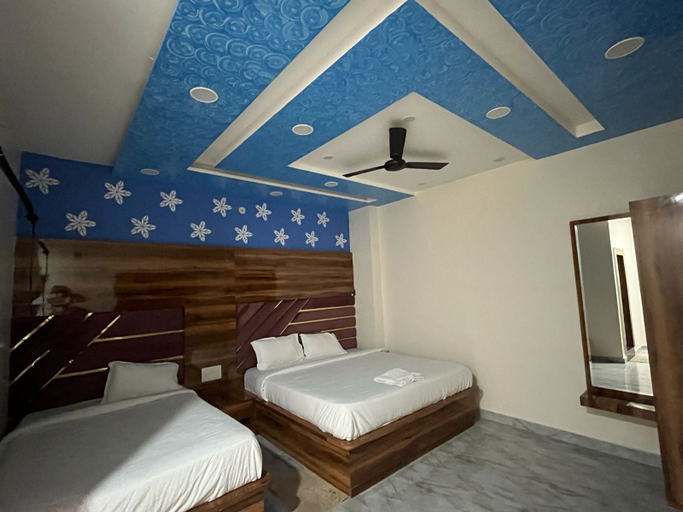 Room 5, HOTEL NEW KASHI PALACE, Varanasi