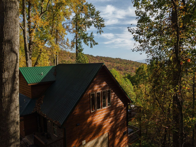 Exterior 2, The Lookout Pair, Sevier