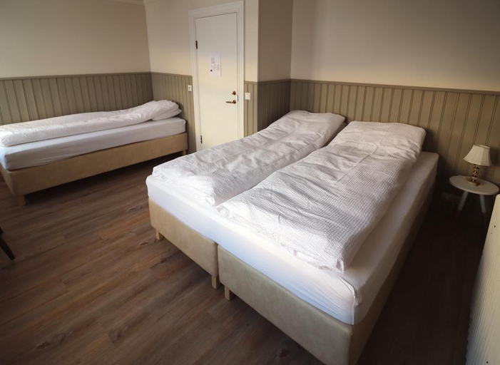 Bedroom 2, Saudafell Guesthouse, Dalabyggð