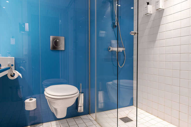 Bathroom 4, Scandic Talk, Stockholm