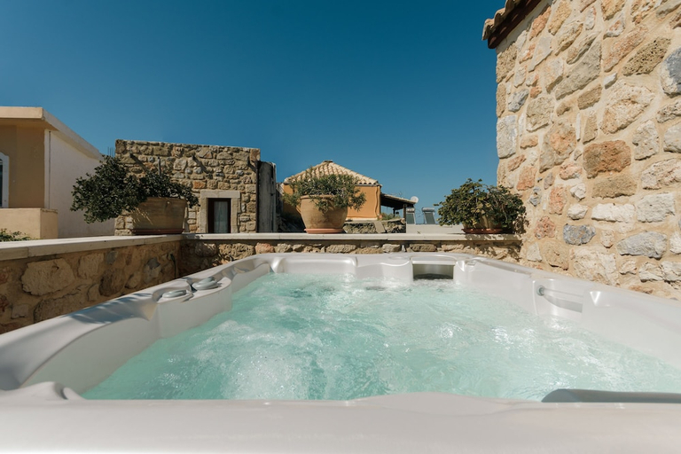 Sport & Beauty 2, Casa Di Veneto, Crete