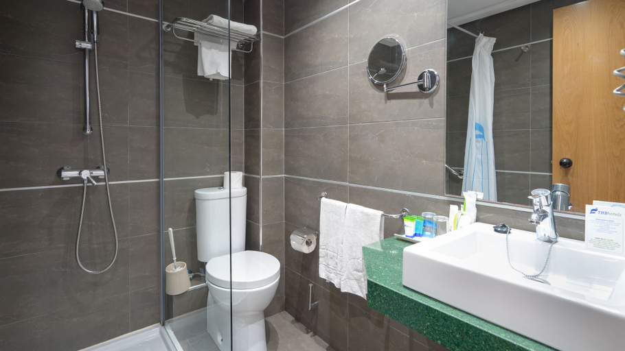 Bathroom 5, THB Gran Playa, Baleares