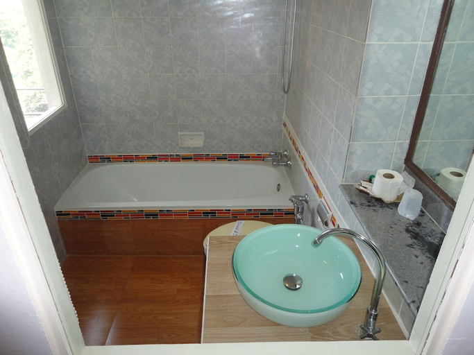 Bathroom 4, Lamoon Resotel, Pulau Phuket