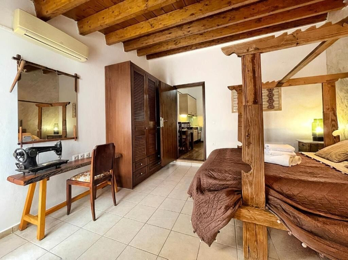 Bedroom 4, Four Seasons Of Bliss at Sohora Hotel, Crete