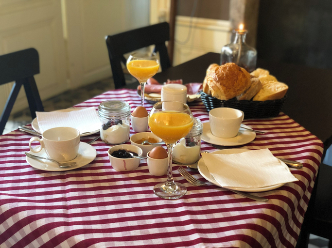 Breakfast meal, Domaine les Darbonnets, Ain