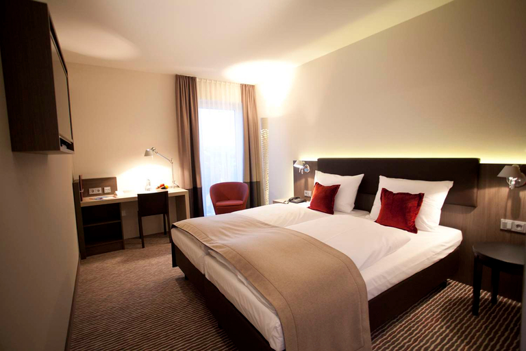 Bedroom 2, bigBOX Allgau Hotel, Kempten (Allgäu)