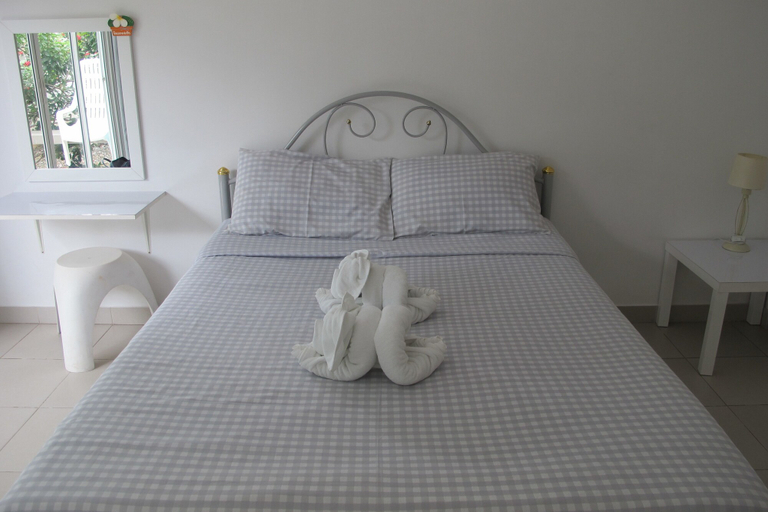 Bedroom 2, Charlie's Bungalow, Koh Si Chang