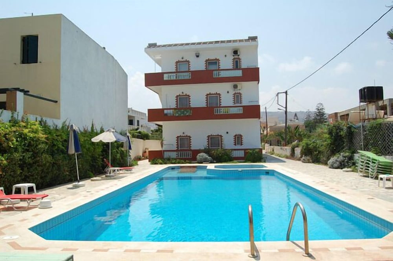 Sport & Beauty 3, Haris Beach Apartments, Crete