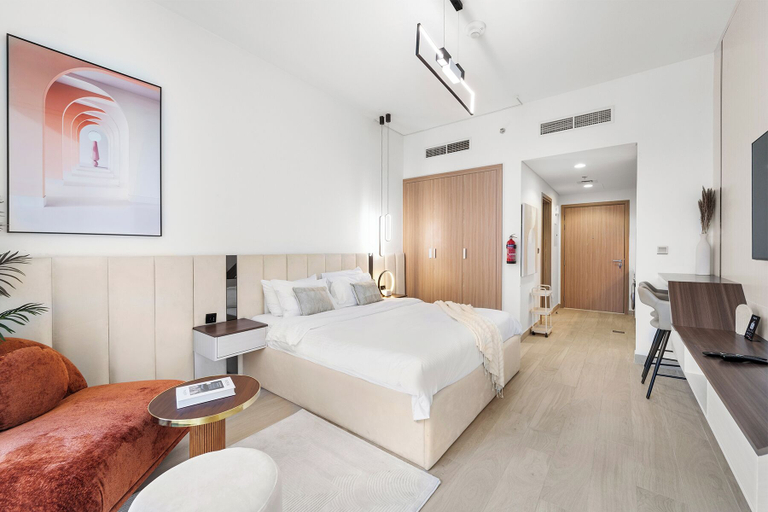 Room 2, Stylish Studio with Garden Views, Dubai