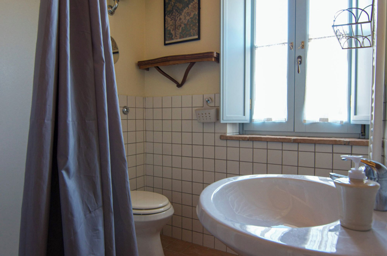 Bathroom 3, CasaLeMonache - Appartamenti in Umbria, Terni