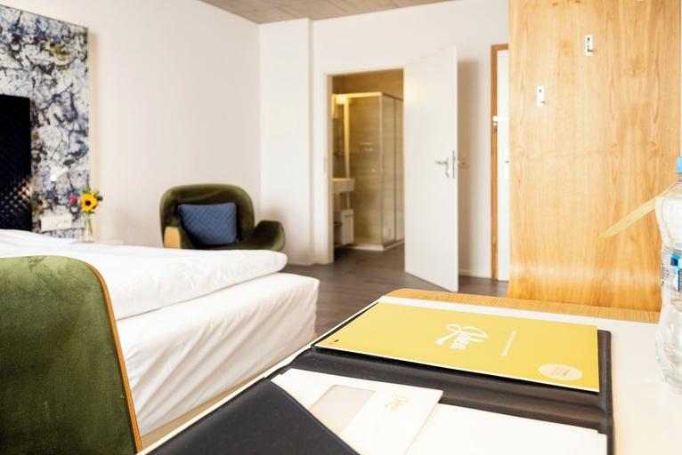 Bedroom 2, Tailormade Hotel IDEA, Baden