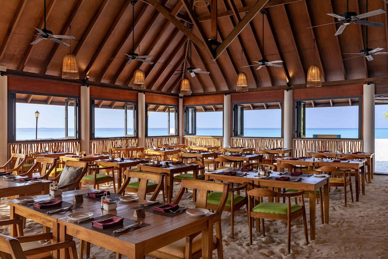 Food & Drinks 5, Dhigufaru Island Resort, Baa Atoll