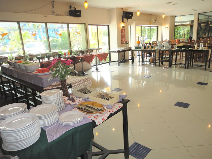 Food & Drinks 5, Lamoon Resotel, Pulau Phuket