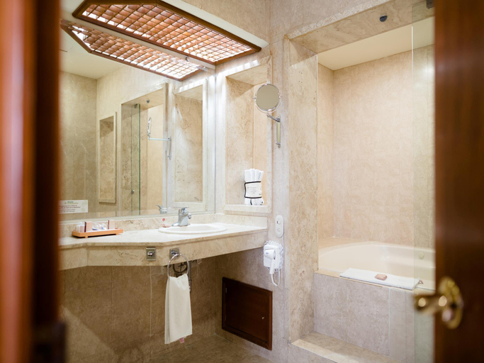 Bathroom 4, Mision Express Celaya, Celaya